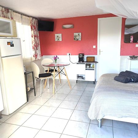 Studio Le Romantique A 20 Kms De Nice Bendejun Exterior photo
