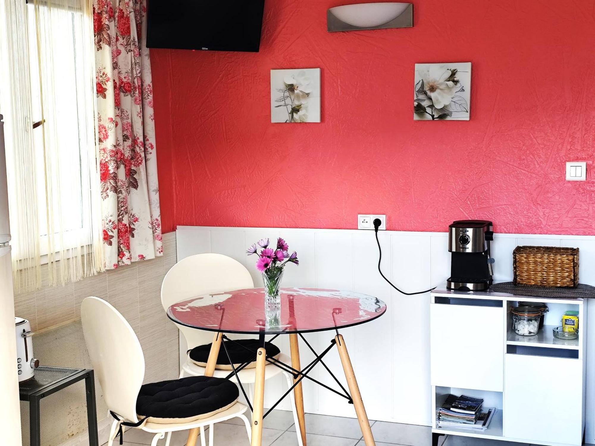 Studio Le Romantique A 20 Kms De Nice Bendejun Exterior photo