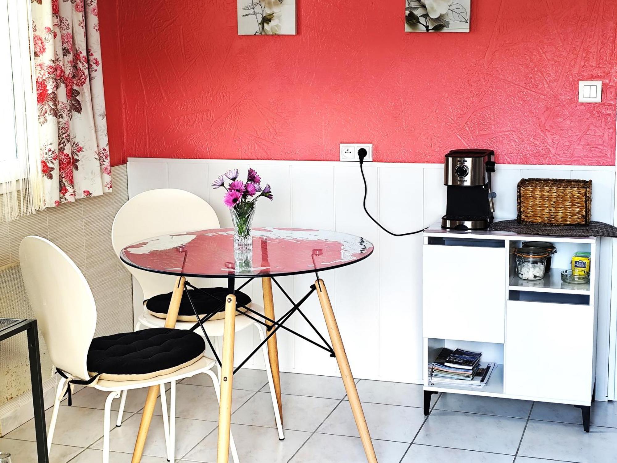 Studio Le Romantique A 20 Kms De Nice Bendejun Exterior photo
